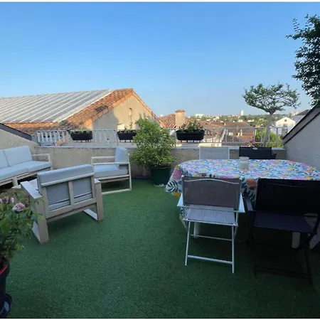 Apartment Grand Hypercentre Avec Terrasse Et Parking Poitiers